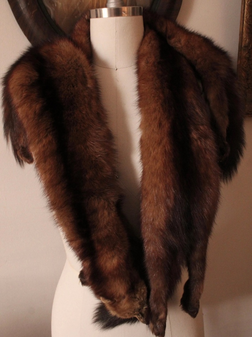 1950's Vintage Unbranded Full Pelts Brown Mink Stole